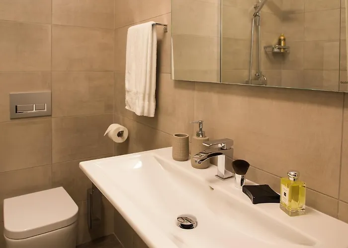 Aldila Art Rooms, And